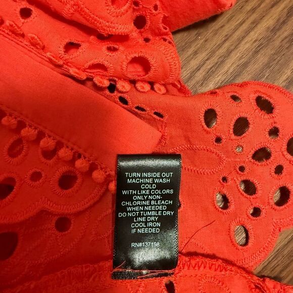 NWT Cynthia Rowley Woman’s Eyelet Embroidered Cotton Blouse in Red. Size XS. - Picture 11 of 11